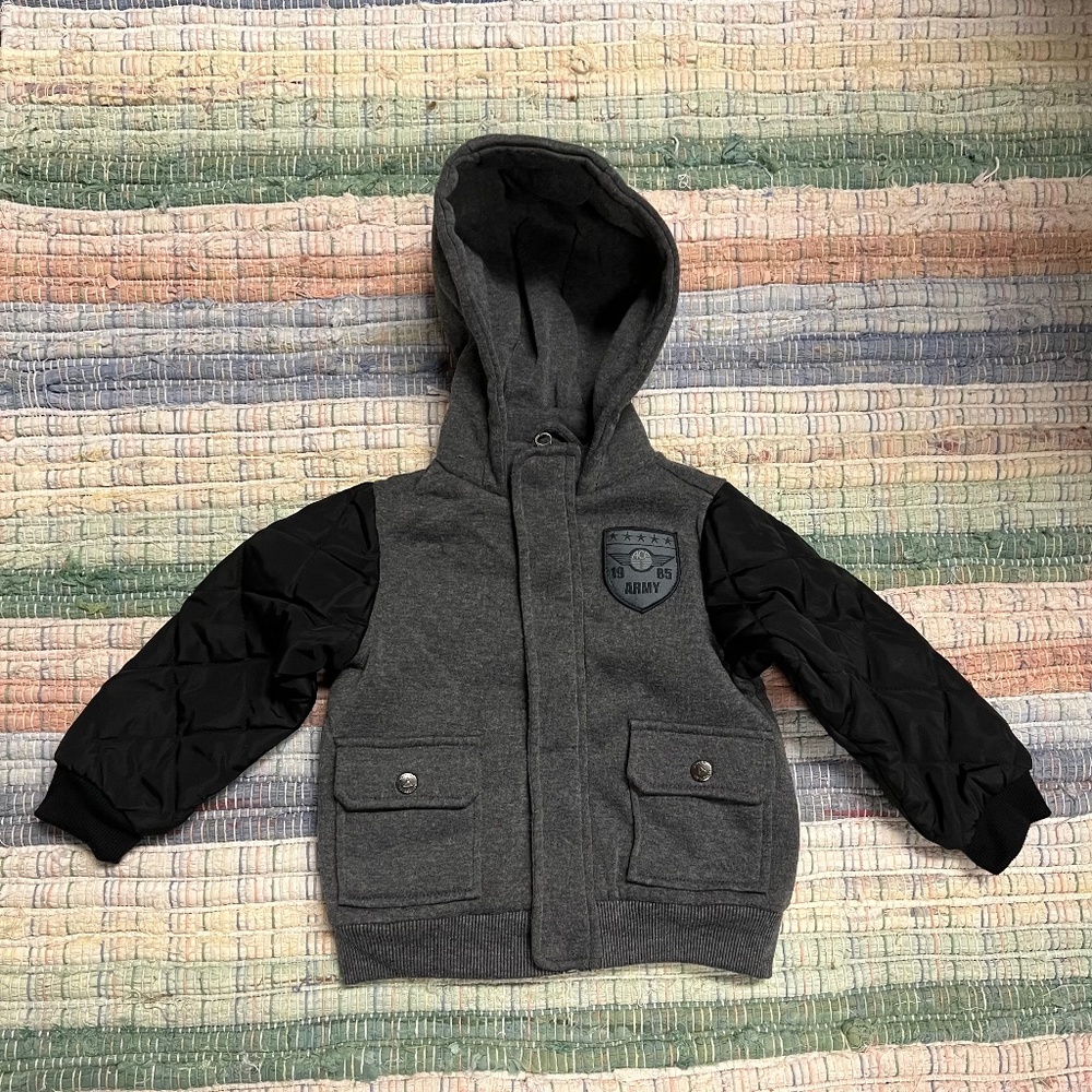 Extreme Outfitters size 2T jacket with hood. .  Grey/black.  Sherpa lining